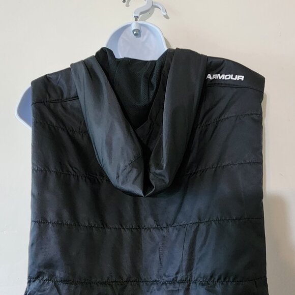 Under Armour ColdGear Black Hooded Puffer Vest, Size Large, New Without Tags - Picture 10 of 16